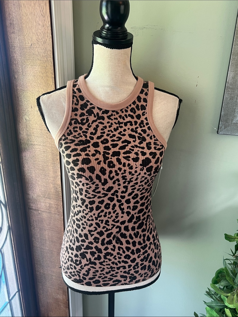 LC Lauren Conrad Blush Leopard Ribbed Tank
